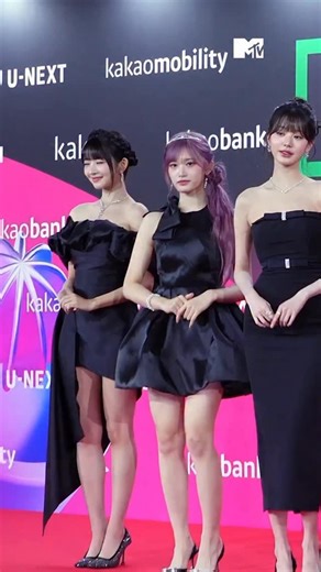 IVE are the winners of the Favourite Female Group award at the 2025 MAMA Awards 🏆 Congratulations, IVE 🩵 #IVE #MAMAAwards #MTVCeleb | MTV UK