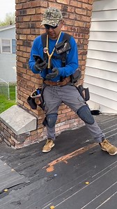 182K views · 1.6K reactions | #answer to @ツLD〆 NO๛WAY #⚠️ #pvroofer #mexiCan #construction #✌ #dangerous #roofinglife #tip #yesICan #chicago #reels #rellsplay #reelsvideo #reelsfb #viralvideoreels | Carnalito | Facebook