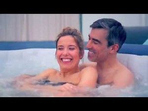 Lay-Z-Spa Hawaii Airjet Inflatable Hot Tub - Square Blue Model - BW54154