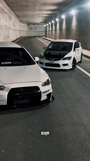 Mitsubishi Evo X vs Honda Civic FD: A Detailed Comparison
