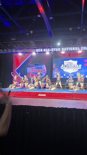 Cheerleading Highlights from Vic1ous Day 1