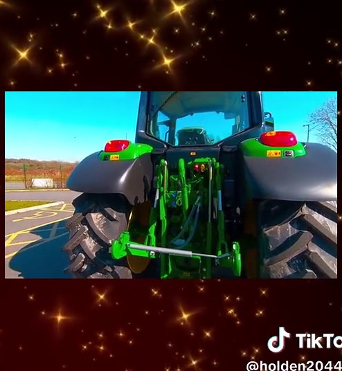 New John Deere 6120M walkaround