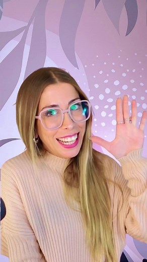 Fiamma Curtosi on Instagram: "Alto chorro Julián pero quienes somos nosotrasssss para juzgar, si tenemos mas de un muerto en ese placard hermanassssss o no? las leo ! #pipicomunidad #fracasosamorosos Video completo en mi canal de Youtube! Lo encuentran como ”ME ESTAFÓ CON UN CELULAR ROBADO 📱💸”"