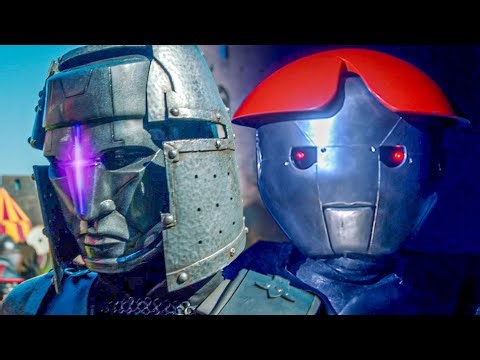 The Doctor VERUS Robots | Doctor Who