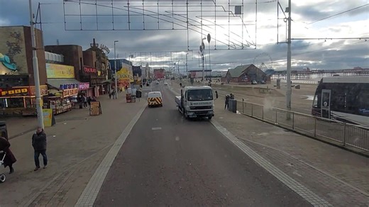 Monday Bus Ride 🚌 Blackpool to St Annes Square Stagecoach no.68 | Global Adventures