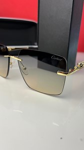 Lunette Cartier – Le luxe au service du style ✨ 👑 Un design raffiné avec des finitions sophistiquées 🕶️ Verres de qualité pour une vision claire et un style affirmé ✨ Monture légère, confortable et élégante 💥 Offre spéciale en cours – stock limité ! 🚚 Livraison rapide et gratuite partout en Tunisie 💵 Paiement à la livraison en toute sécurité Commandez-la maintenant sur 👉 laclassetn.shop #lunette_cartier #lunettesdesoleil #styleélégant #promo #laclassetn_shop #cartierstyle #tunisie #accesso