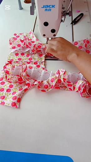 New baby dress design sewing 🧵 🪡 video..💝 #babydress #New_design #reelschallenge #foryoupageシ #foryouシ #nur_e_fashion #followerseveryonehighlights | Nur E Fashion