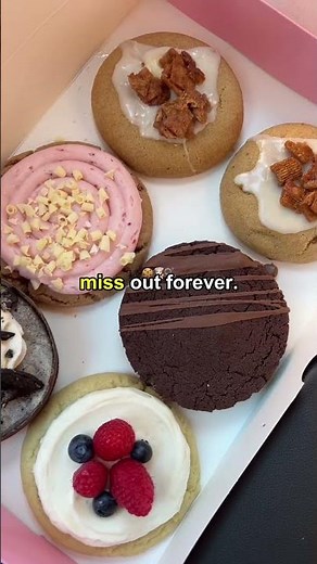 How Crumbl Cookies Hooked America! 🍪 #business