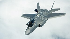 Spectacular View From Air Force Air-to Air Refuelling