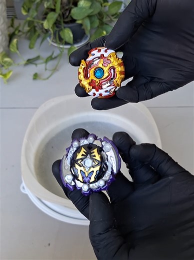 Dread Hades vs Spryzen Requiem: Epic Beyblade Showdown