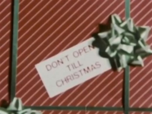 1984年英国圣诞节恐怖电影Don't open till Christmas（圣诞大惊奇）预告片