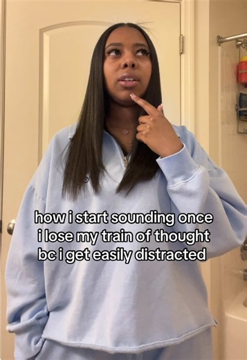 this deadass how i sound everytime i get distracted when explaining something 😭 it’s bad #iconicdisposables #loll #reall #distracted #stutter