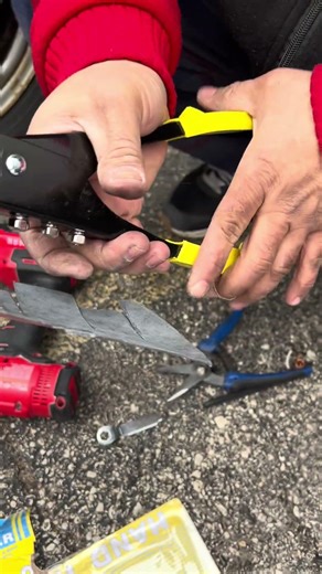How to use Hand Rivet