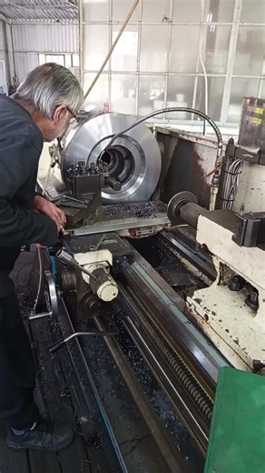 USING UNIVERSAL LATH TO GET CONICAL SHAPE FOR HEAVY MINING WORK (UNDERGROUND MINES)