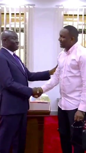 Vipers 🇺🇬 and Young FC 🇹🇿 meet for Allan Okello Transfer. #AllanOkello #youngafrican #football