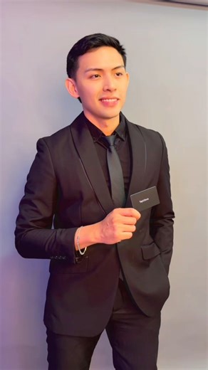 3.1K views · 148 reactions | It’s not just a card — it’s you in one tap Build your brand the smart way with Tap&Save Originals.#TapAndSave #networking #nfc #nfccard | Mark Avila | Facebook