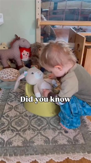 We’ve been told potty training starts when a toddler is “ready.” But potty 🚽 learning begins much earlier than that. It begins with body literacy. With rhythm. With play by proxy. With nervous system safety. And when you understand that… everything changes. I’m hosting a live 2-hour Primal Potty Training Workshop online or in person @bewellbabypdx where I’ll walk you through my entire Primal Potty Training Method™ from beginning to end. Inside the workshop we’ll cover → → My full step-by-step r