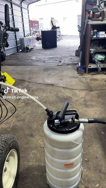 fluid extractor #fluid #rearend #4x4