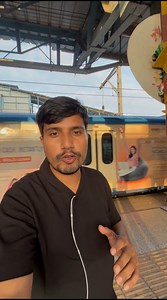 वंदेभारत जैसी पूर्ण वातानुकूलित मुंबई की एसी लोकल | AC Local Train | Mumbai | | On Railroads