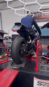 7K views · 78 reactions | Enjoy the raw sound of this Kawasaki Ninja zx10r with full exhaust system. | Officina della moto By Full Power Bike Caravaggio | Facebook