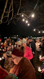 We are feeling 𝕤𝕠 𝕧𝕖𝕣𝕪 𝕙𝕠𝕝𝕚𝕕𝕒𝕪 after enjoying an Illuminated Evenings event this weekend at Shaker Village of Pleasant Hill. At only $8 per person, for all ages 3 , Illuminated Evenings are a value - as well as being a spark of holiday joy for your hearts. We sang together, lit candles with those around us, warmed ourselves by the fires, crafted, toasted marshmallows, sipped hot chocolate and cider, enjoyed the stories of Mrs. Claus, climbed aboard the Jingle Bell Express, shopped, 