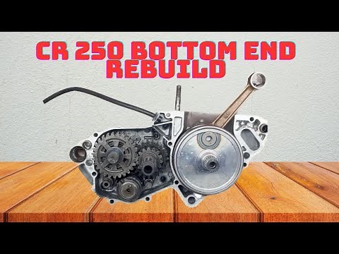 Honda CR250 - Bottom end rebuild step by step - Watch and learn!