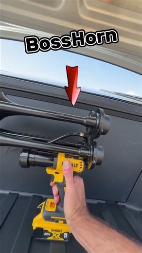 DeWalt Train Horn - Stadium Sports Announcer Sound 150dB