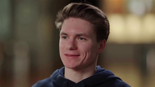 Figure Skater Maxim Naumov to Debut 1 Year After Parents' Death