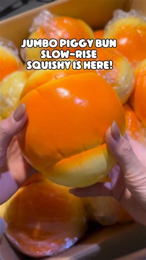 ruirui squishy on Instagram: "Jumbo Piggy Bun Slow-Rise Squishy #squishy #kawaiisquishy #asmrslime #usa🇺🇸 #asmr #asmrsquishy #ruiruisquishy"