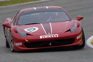 Ferrari 458 Challenge Debuts At Bologna Motor Show