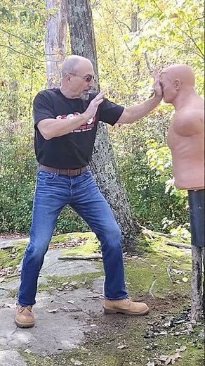 2 Brutal Solar Plexus Strikes for Self Defense #shorts