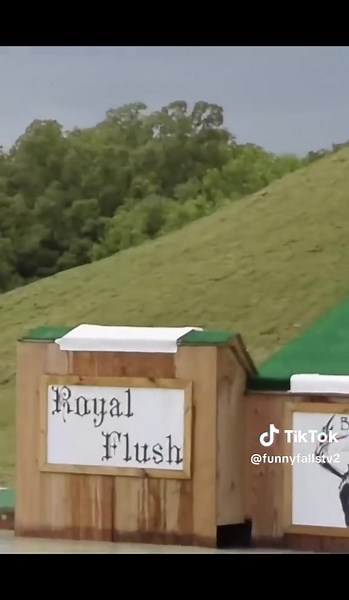 like if you smiled! #fail #funnyfalls #4you #4upage #fyp #funnyvideos ... | TikTok