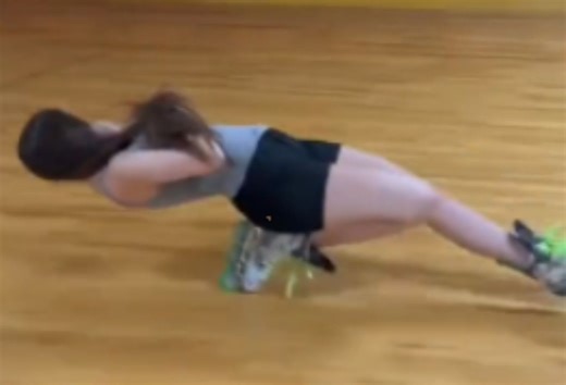 我将用伍秒吓你一大跳！！！