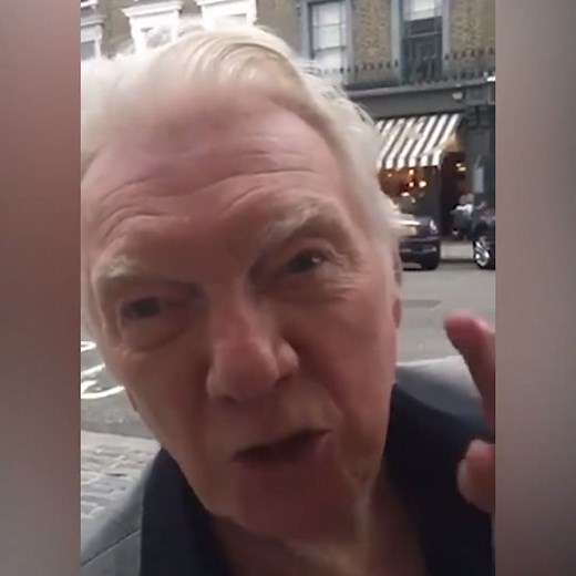 Alan Ford who plays Bricktop is an absolute legend! | Classic TV Moments