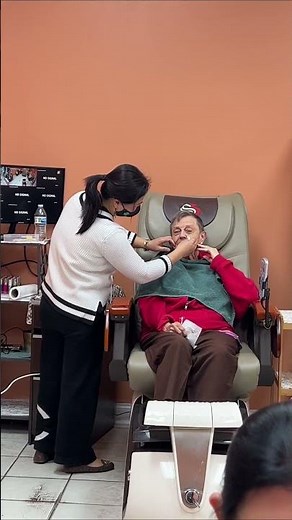 Old Woman Gets a Salon Facial: The Unexpected Reaction! Join us as we explore salon facials! Witness