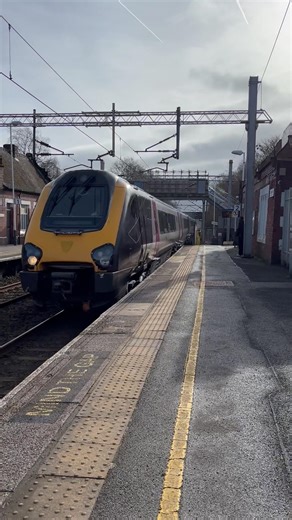 Class 221 passes longport with 2 tones! #class221