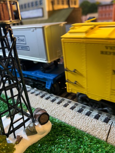 Post-war Nickel Plate Road freight cars on my 1950s model train layout. | Bob Morton