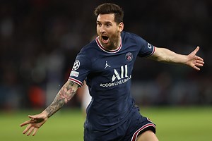 Messi desencanta no PSG com golaço após passe de Mbappé; veja o lance