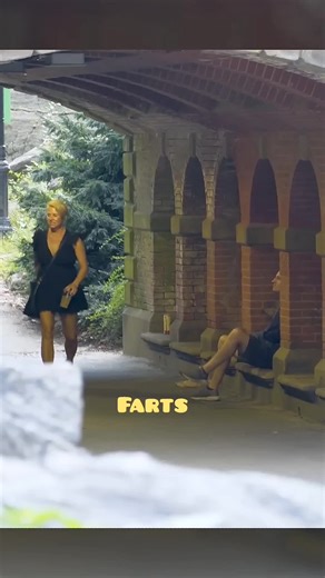 Hilarious Fart Prank Reactions in New York City