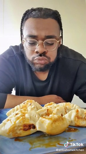 Authentic Japanese Gyoza Recipe: Easy and Delicious