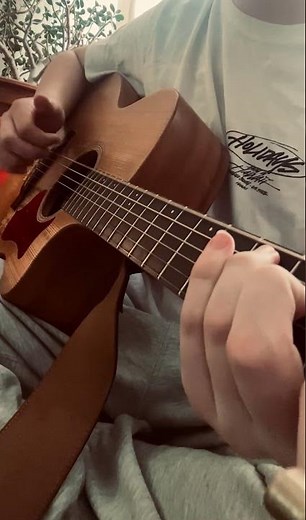 - Silent Hill - (Theme Of Laura) By Akira Yamaoka On Acoustic Guitar