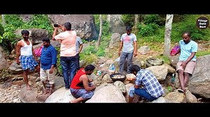 153K views · 3.2K reactions | காட்டுக்கு நடுவுல ஆற்றுக்கு பக்கத்தில் நண்பர்க்ளோடு சமைச்சு சாப்பிட அனுபவம் இருக்கா??? #குரங்கணி காட்டில் #கோட்டக்குடி #ஆற்றில் கூடவே #சிந்தாமணி #சிக்கன்!!! | Village Database | Facebook