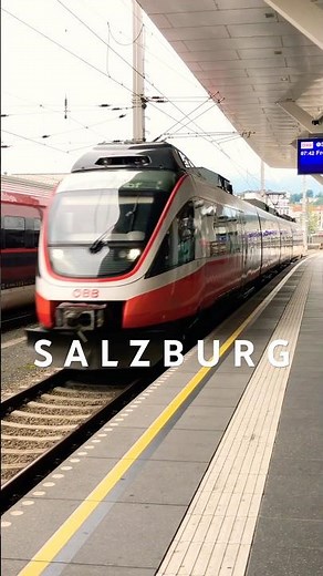 Salzburg Hauptbahnhof und Der Zug Bombardier #austria #öbb #bahn #raiway #train #iphone #video