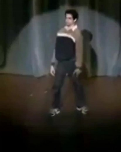 Extraordinary Popping & Waving Dance Moves by David Elsewhere