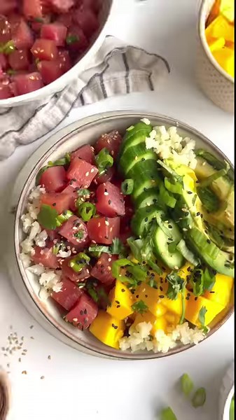 14K views · 22 reactions |  WHOLE30 POKE BOWL  No cooking, no fuss—just a fresh, delicious meal ready in minutes! This Whole30 Poke Bowl is your new go-to for an effortless lunch or dinner. https://whole30.com/recipes/whole30-poke-bowl/ | Whole30 | Facebook