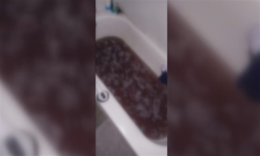 Macon woman battles overflowing toilet and sewage in apartment bathtub, urges repairs