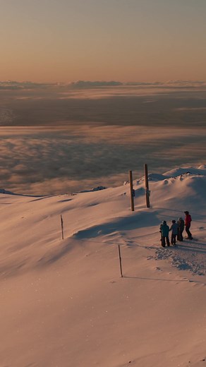 Discover the Stunning Views of Mt Hutt Covered in Snow