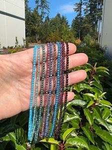 🍂 As we soak up the last rays of summer and transition into fall, these 3mm Fire Polished Beads are a reminder of the sunshine's beauty. ✨🌞 The way they sparkle in the sun is like holding a piece of summer in your hand. 😍✨ Don't miss out on this radiant charm! 💎 #FallSunshine #BeadMagic #SparklingDays #shipwreckbeads #colorful #preciosaornela #czechbeads | Shipwreck Beads