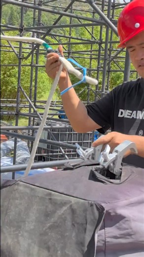 led.screen.17years on Instagram: "@led.screen.panel install led screen display #screen #display #panel #media #ledscreen #leddisplay #ledwall #billboard #sign #factory #bigscreen #video #led #lighting #installation"