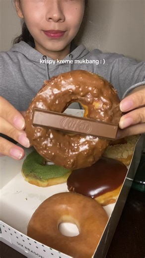 Krispy Kreme Mukbang - Delicious Dessert Highlights